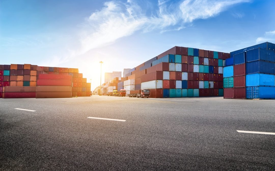 Transporte de Containers no Porto de Santos: como garantir eficiência e segurança na sua operação